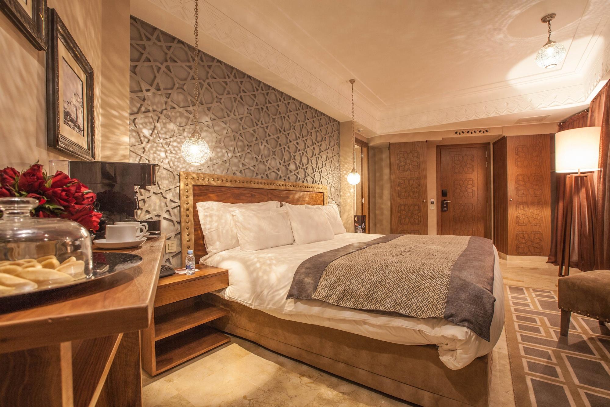 Hivernage Hotel & Spa Marrakesh Exterior photo A bedroom at the hotel